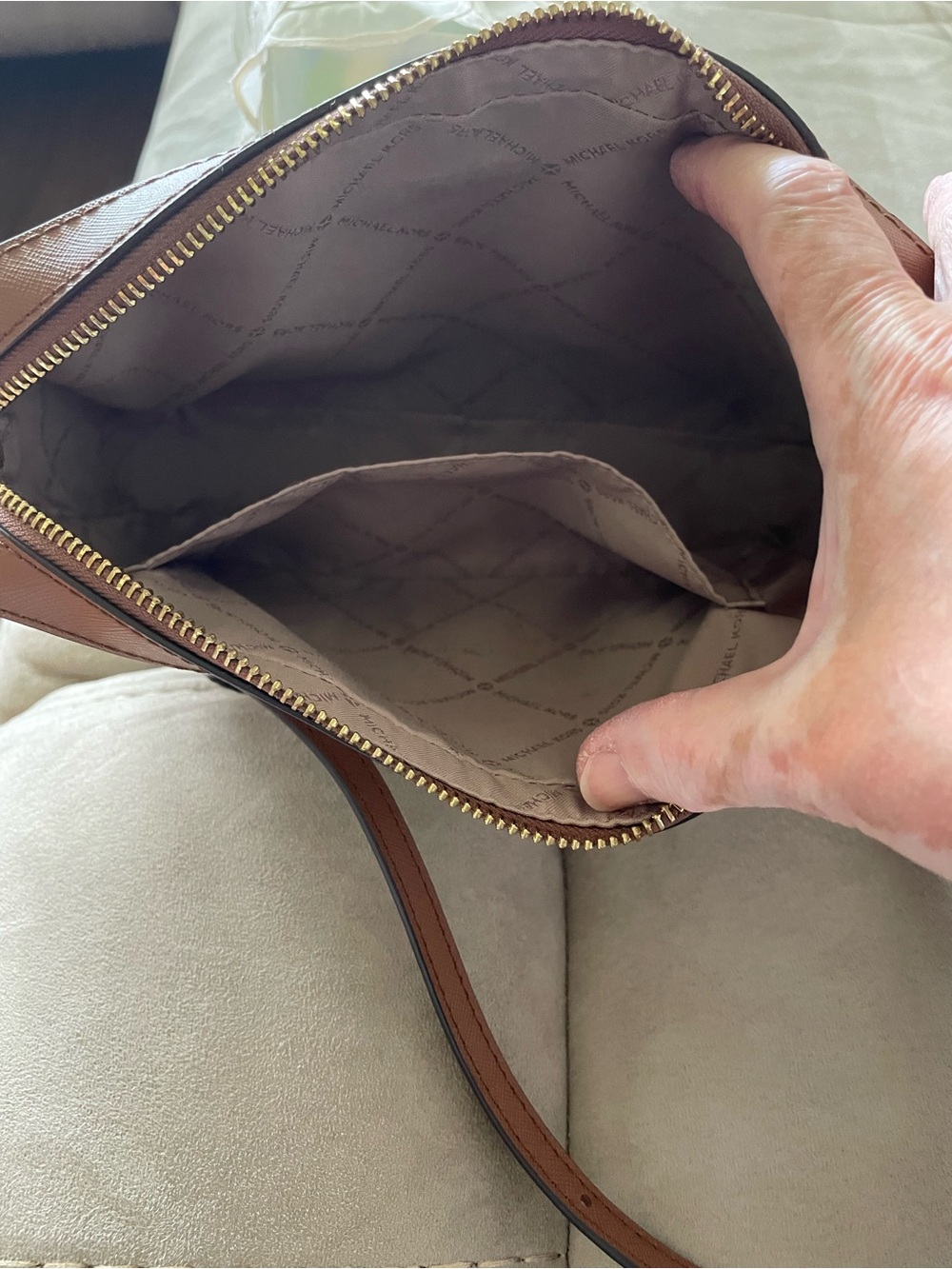 Michael Kors Vanilla MK Logo Crossbody with Brown Trim - Picture 3 of 4